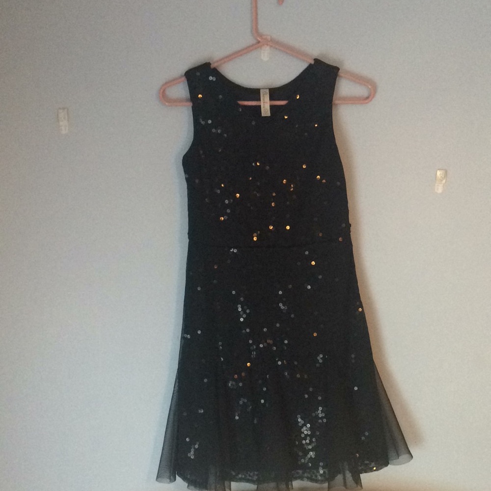 A black dress.